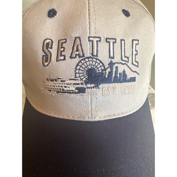 Gray Blue Seattle Skyline Washington Souvenir Hat Cap Adjustable - Picture 2 of 7